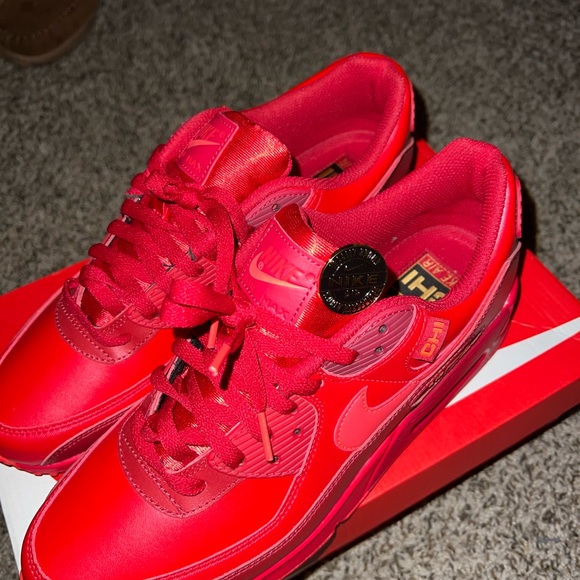 Nike Airmaxs - Picture 2 of 5